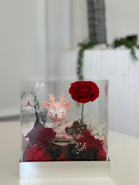 بوكس ورد اكروليك غزاله ورد طبيعي